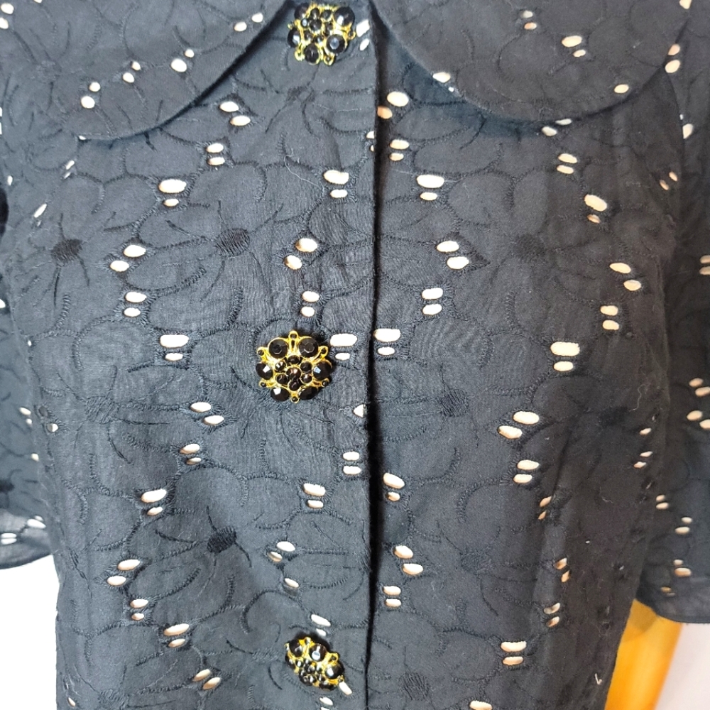 Laundry By Shelli Segal Eyelet Cropped Jacket Black, Size 4 - Picture 2 of 8